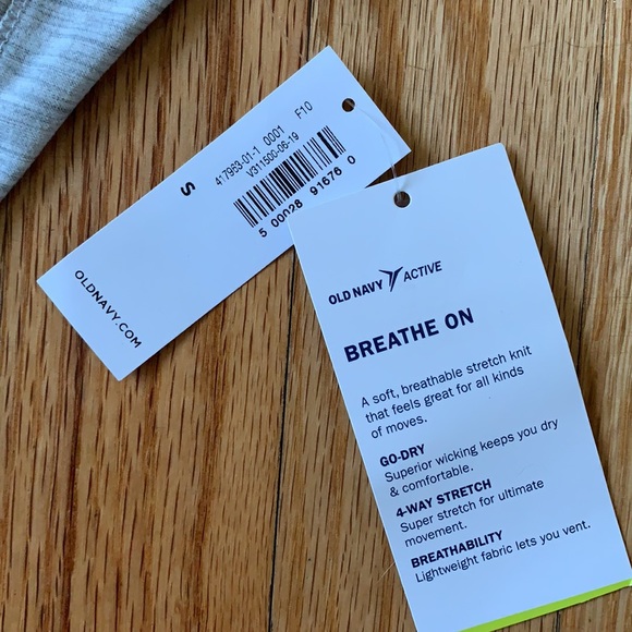 NWT Old Navy Maternity Tank - Picture 3 of 4